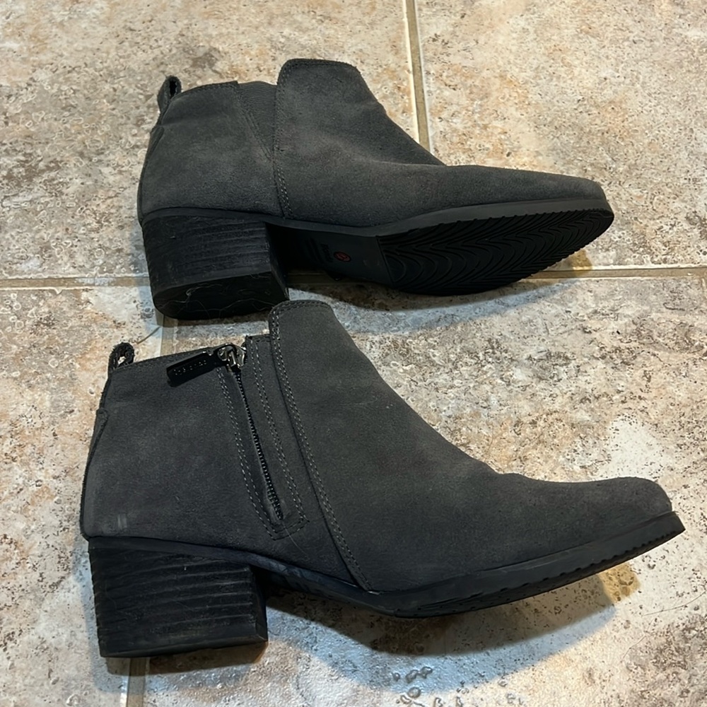 Blondo Waterproof Grey Bootie Size 7M